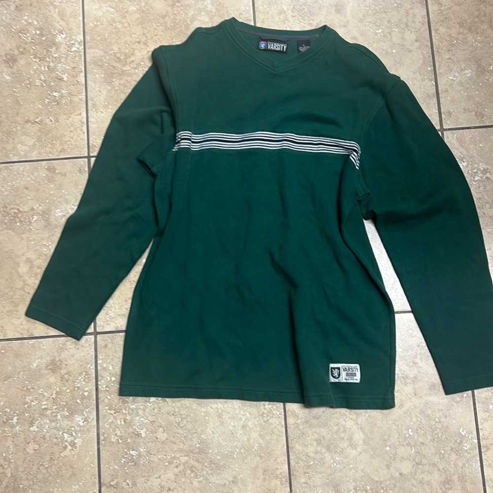 Varsity like new v-neck